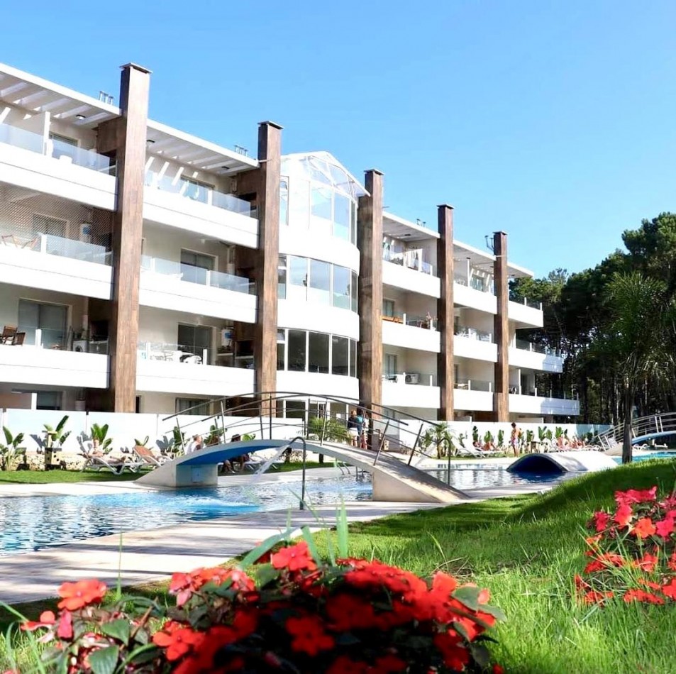 Departamento de 3 ambientes en Complejo Amarras
