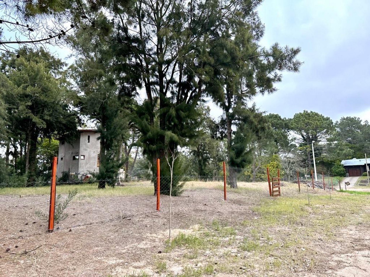LOTE EN VENTA - Alameda de los Galgos 220 y Calle 313
