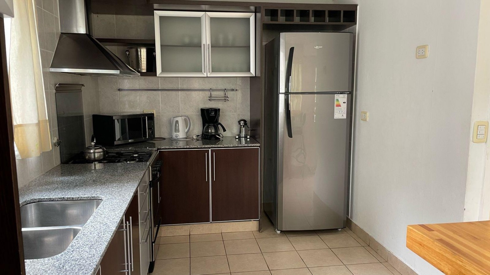 CASA EN VENTA - PINAMAR NORTE - A METROS DEL INGRESO A LA FRONTERA