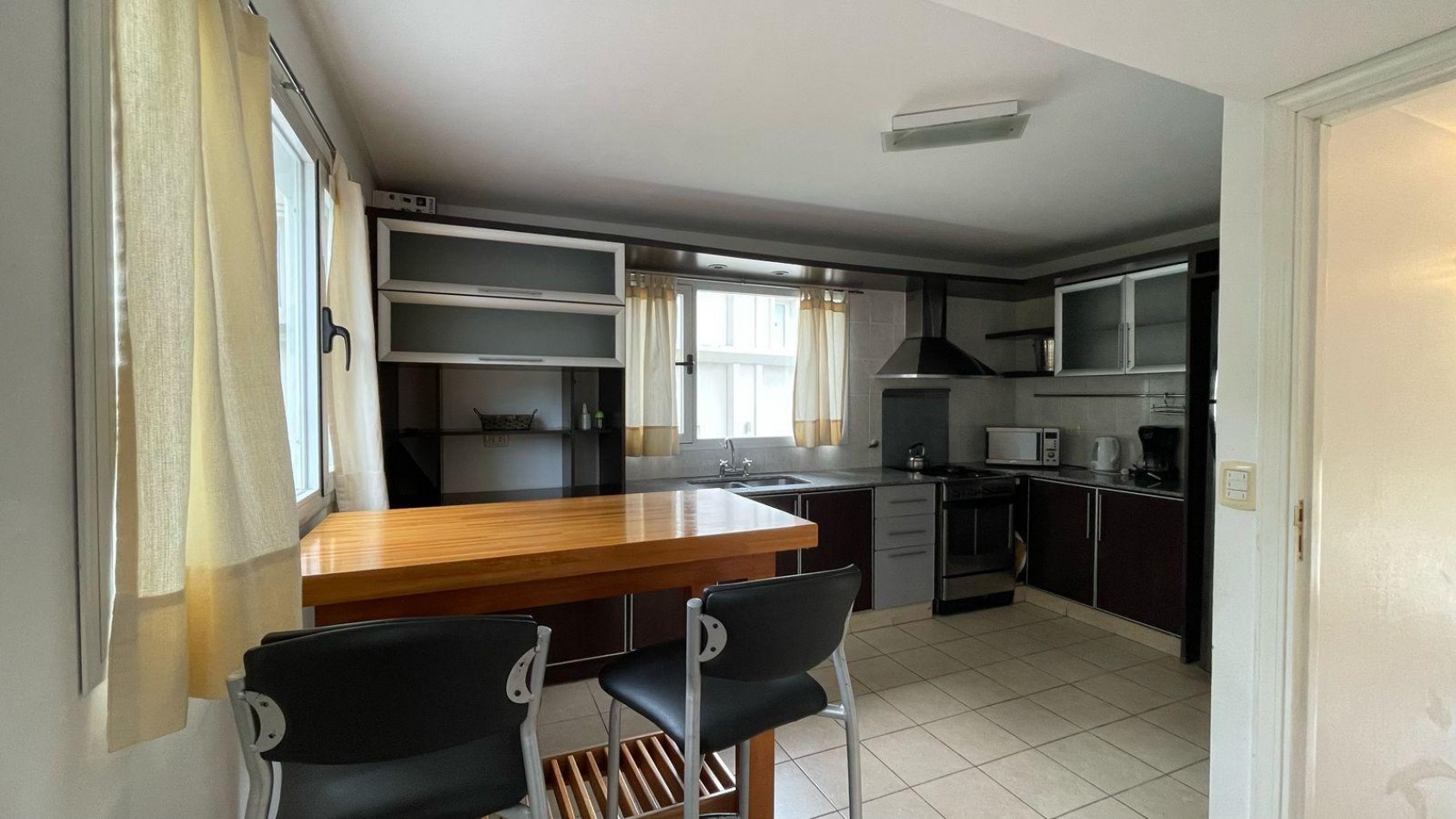CASA EN VENTA - PINAMAR NORTE - A METROS DEL INGRESO A LA FRONTERA