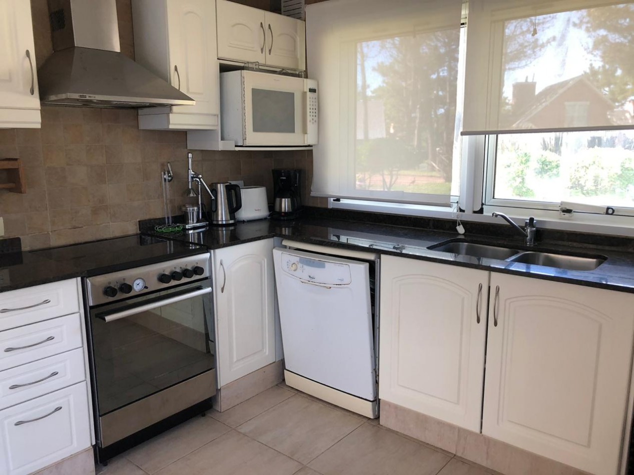 CASA EN VENTA - PINAMAR NORTE