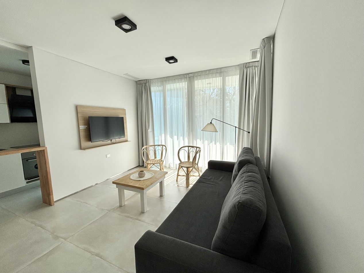 VENTA DE DEPARTAMENTO 2 AMBIENTES  -  EDIFICIO NESTING - PINAMAR 