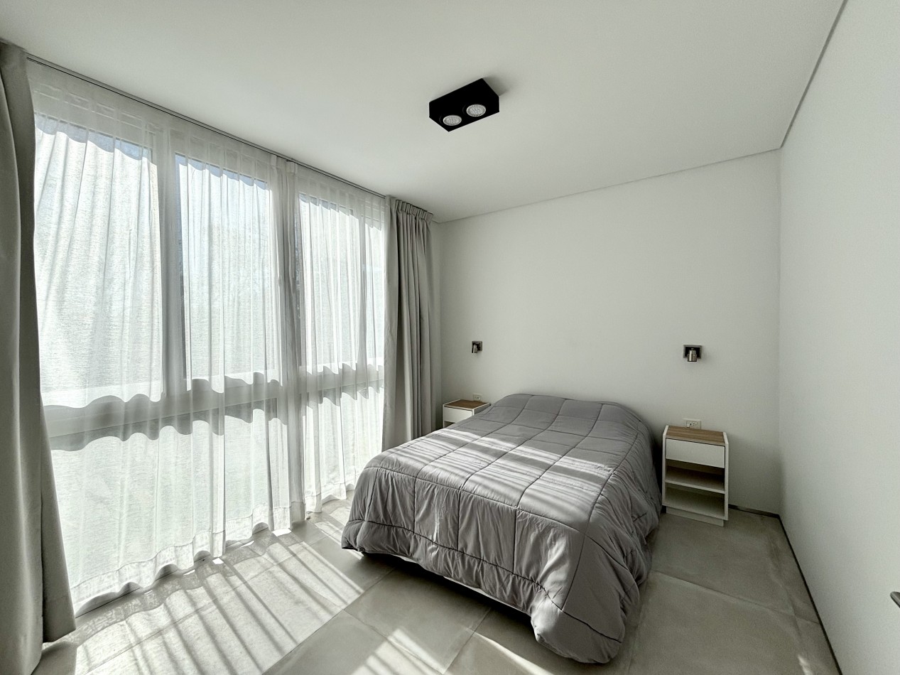 VENTA DE DEPARTAMENTO 2 AMBIENTES  -  EDIFICIO NESTING - PINAMAR 