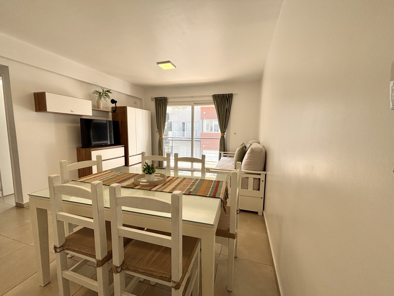 ALQUILER TEMPORARIO - DEPARTAMENTO 3 AMBIENTES - PINAMAR CENTRO