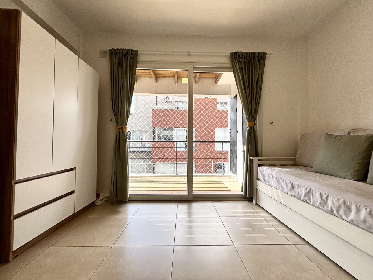 ALQUILER TEMPORARIO - DEPARTAMENTO 3 AMBIENTES - PINAMAR CENTRO