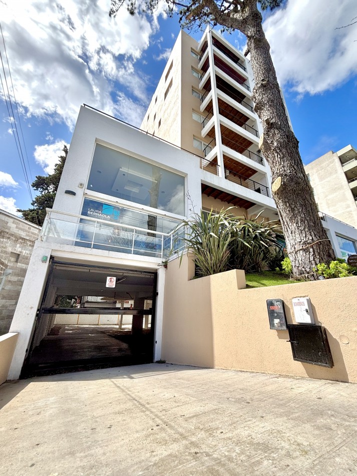 ALQUILER TEMPORARIO - DEPARTAMENTO 3 AMBIENTES - PINAMAR CENTRO