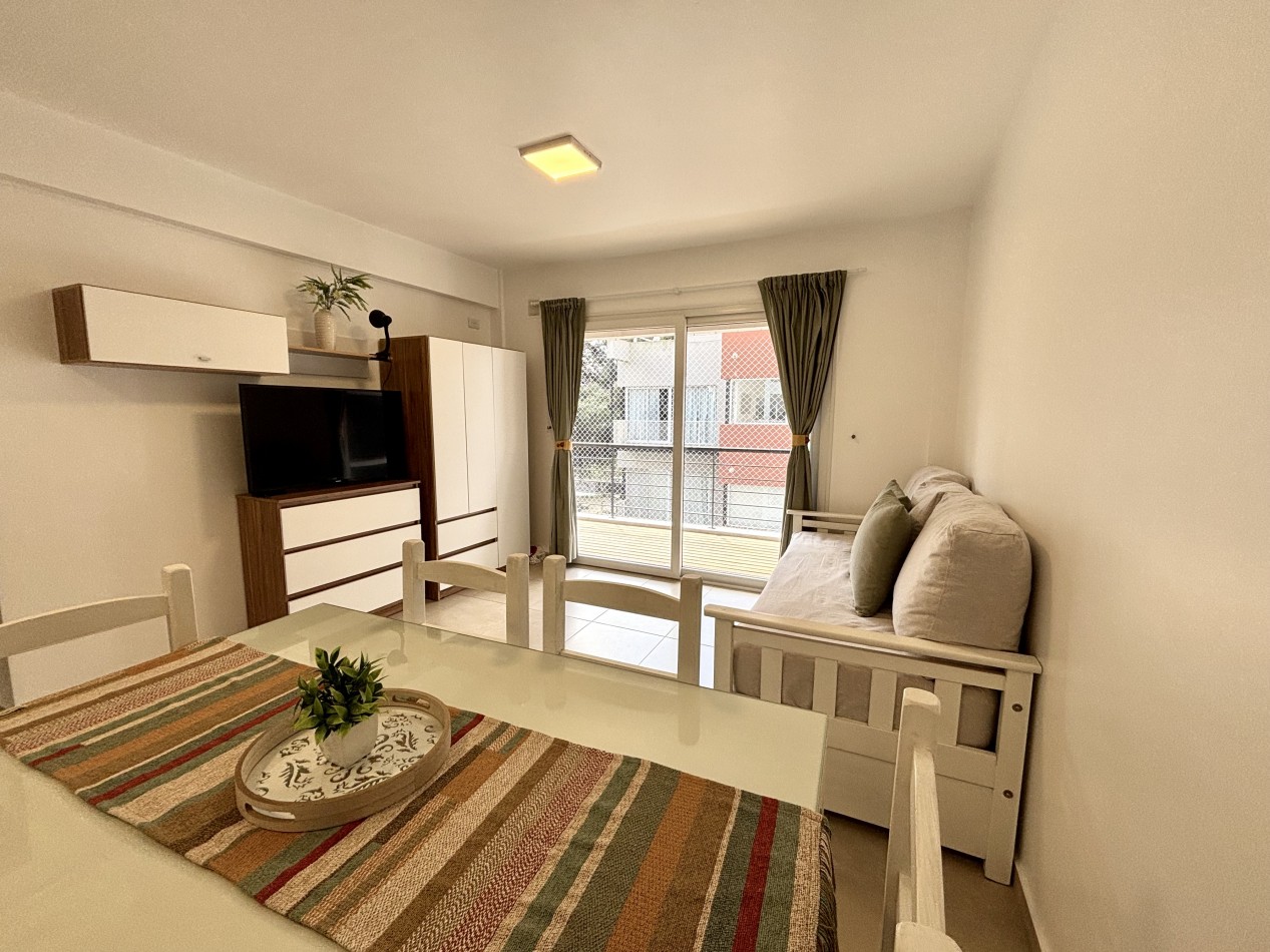 ALQUILER TEMPORARIO - DEPARTAMENTO 3 AMBIENTES - PINAMAR CENTRO