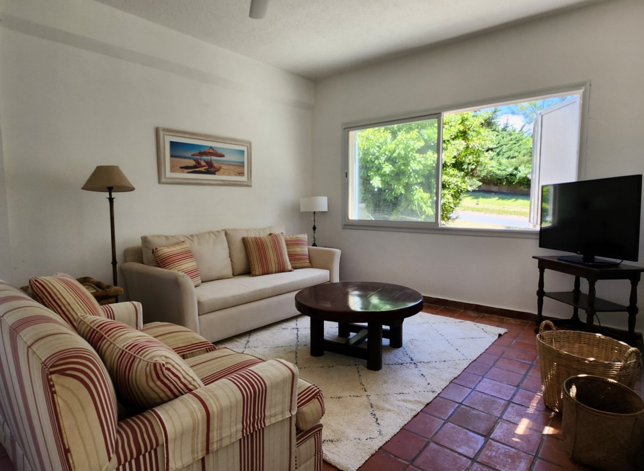 CASA EN PINAMAR NORTE - ALQUILER TEMPORAL - 100 METROS DEL MAR