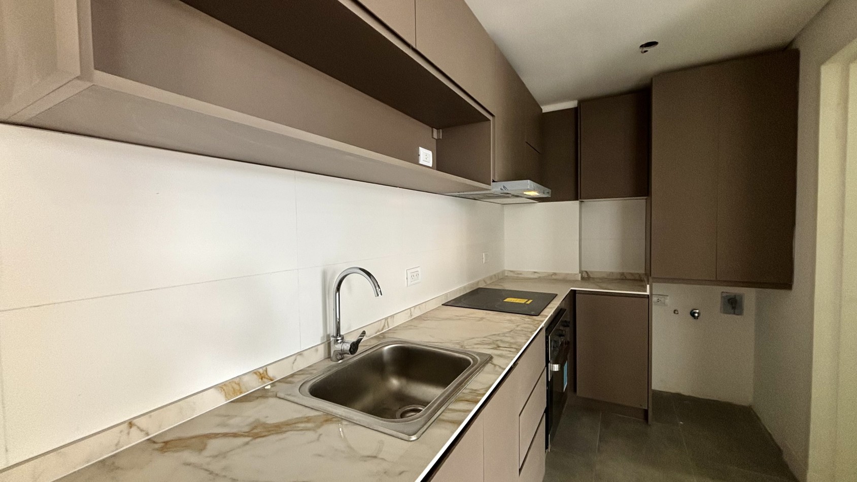 3 AMBIENTES - POSITIVE TOWER IV - PINAMAR HOLLYWOD 