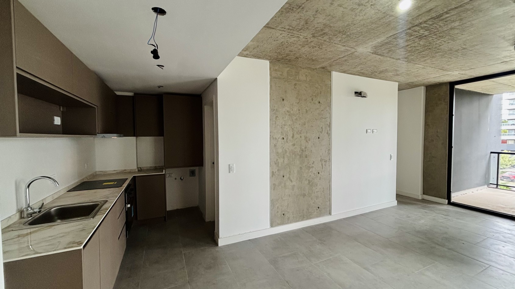 3 AMBIENTES - POSITIVE TOWER IV - PINAMAR HOLLYWOD 