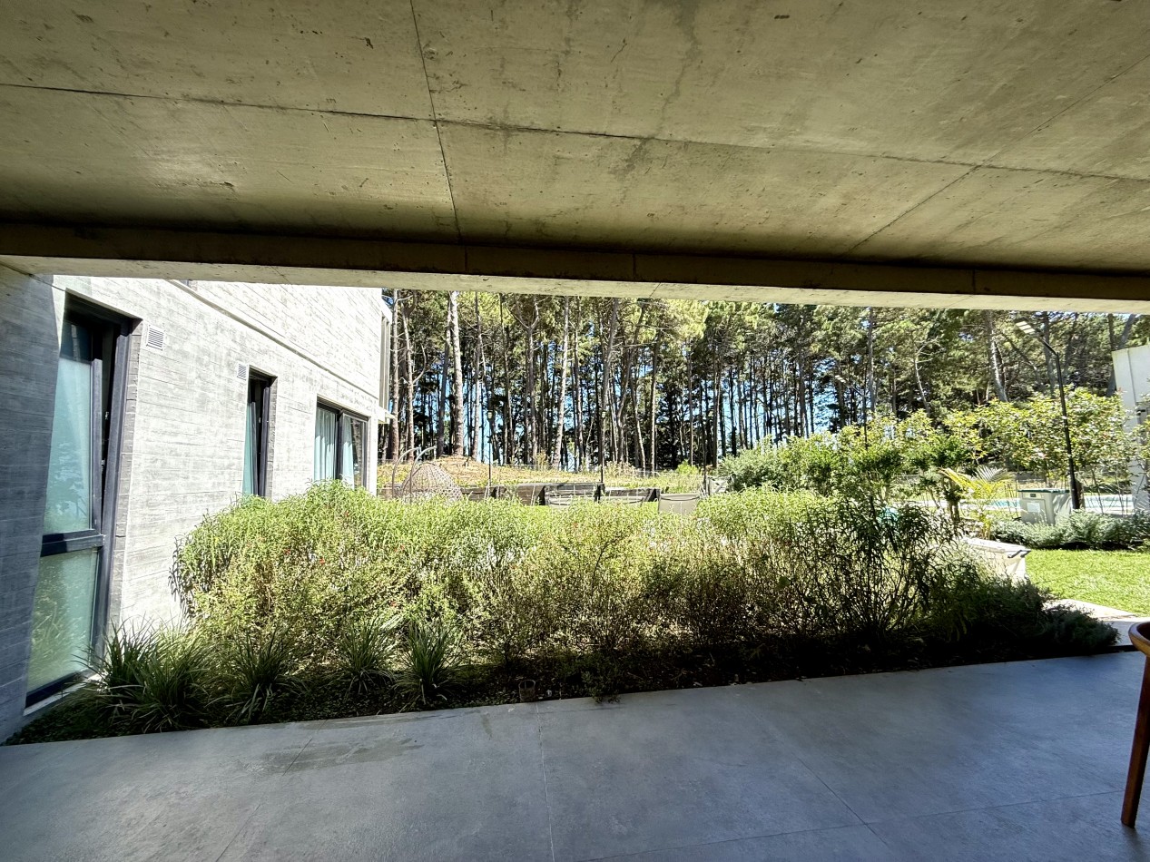 EXCLUSIVA CASA 4 AMBIENTES - BARRIO PIONEROS - PINAMAR 