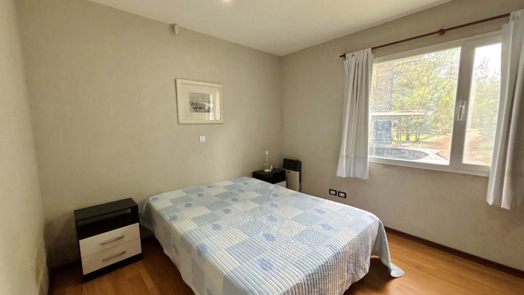 REAL OPORTUNIDAD - CASA EN CARILO - 4 AMBIENTES - EN VENTA 