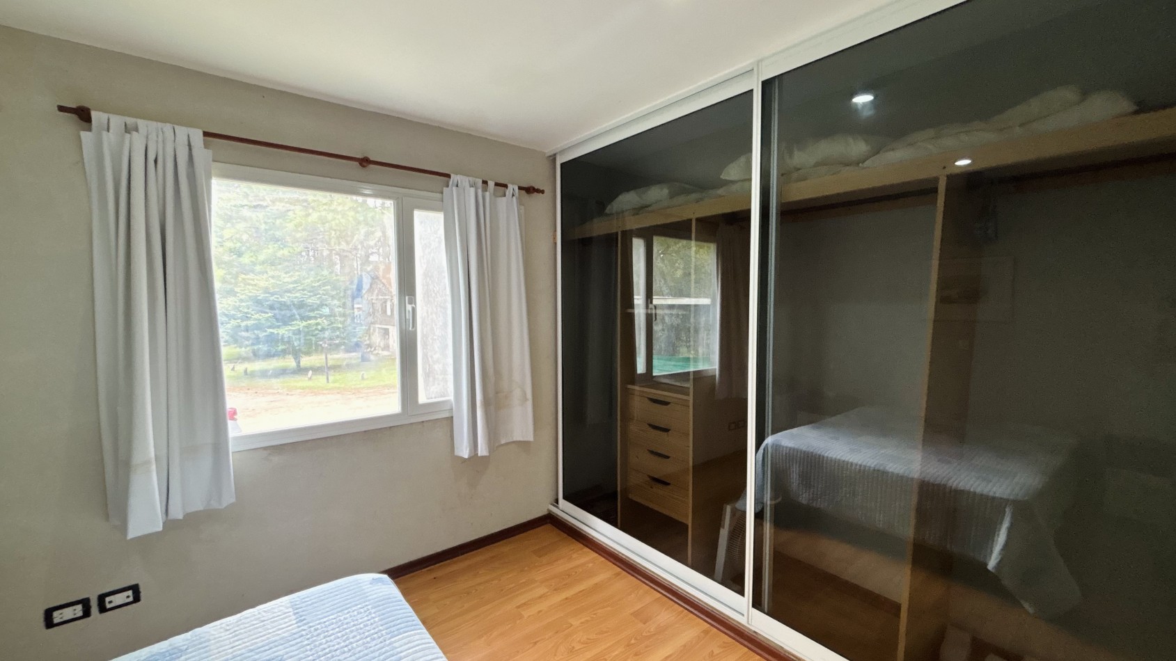 REAL OPORTUNIDAD - CASA EN CARILO - 4 AMBIENTES - EN VENTA 