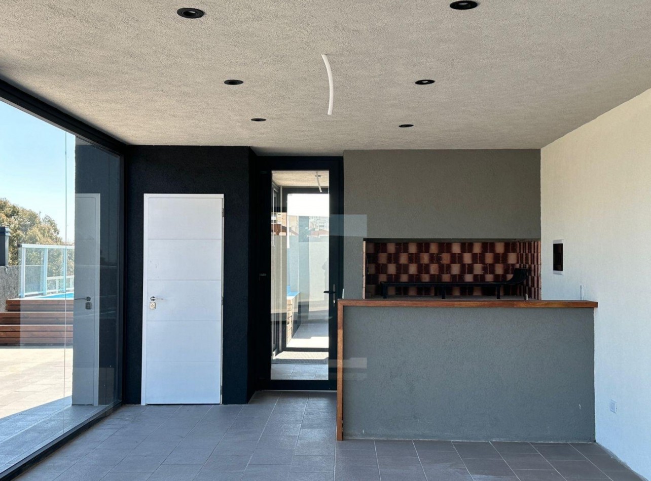 ALQUILER ANUAL 2 AMBIENTES - PINAMAR CENTRO 