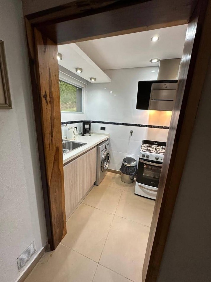 CASA EN COSTA ESMERALDA - 4 AMBIENTES - EN VENTA 