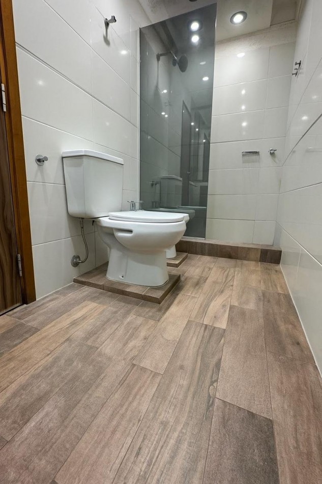 CASA EN COSTA ESMERALDA - 4 AMBIENTES - EN VENTA 