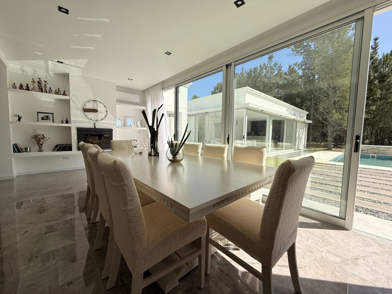 CASA 5 AMBIENTES - NORTHBEACH - EN VENTA 