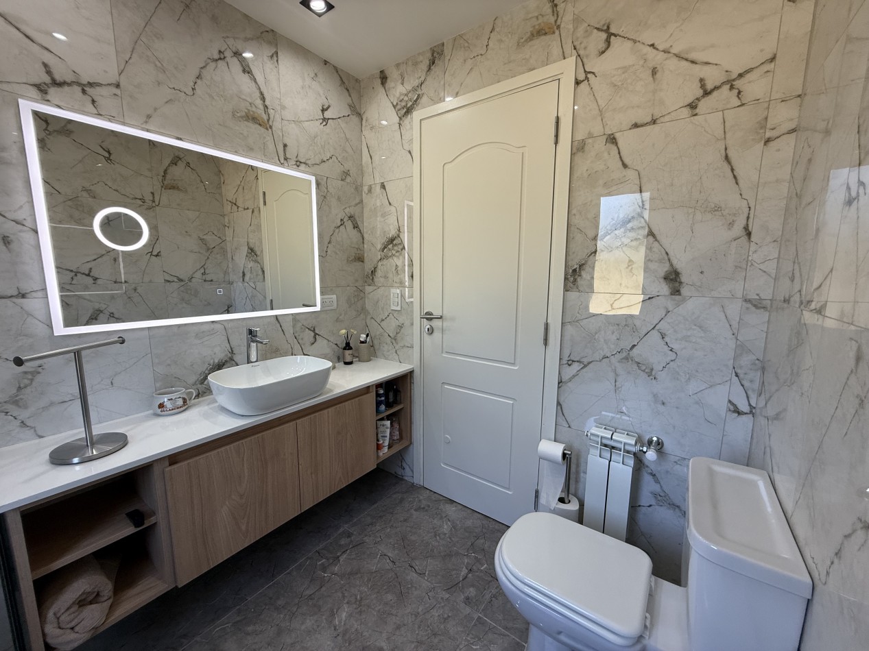 CASA 5 AMBIENTES - NORTHBEACH - EN VENTA 