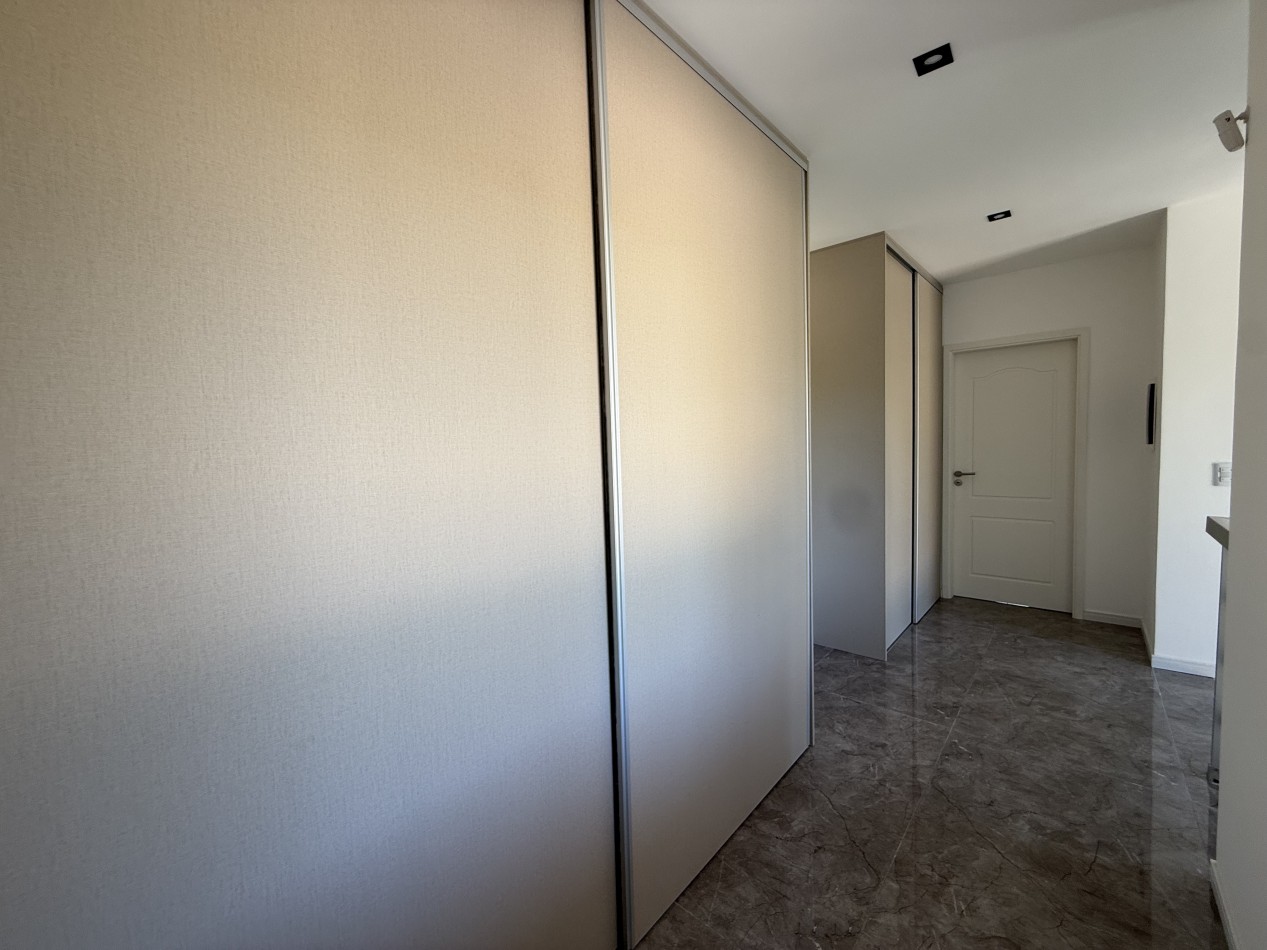 CASA 5 AMBIENTES - NORTHBEACH - EN VENTA 