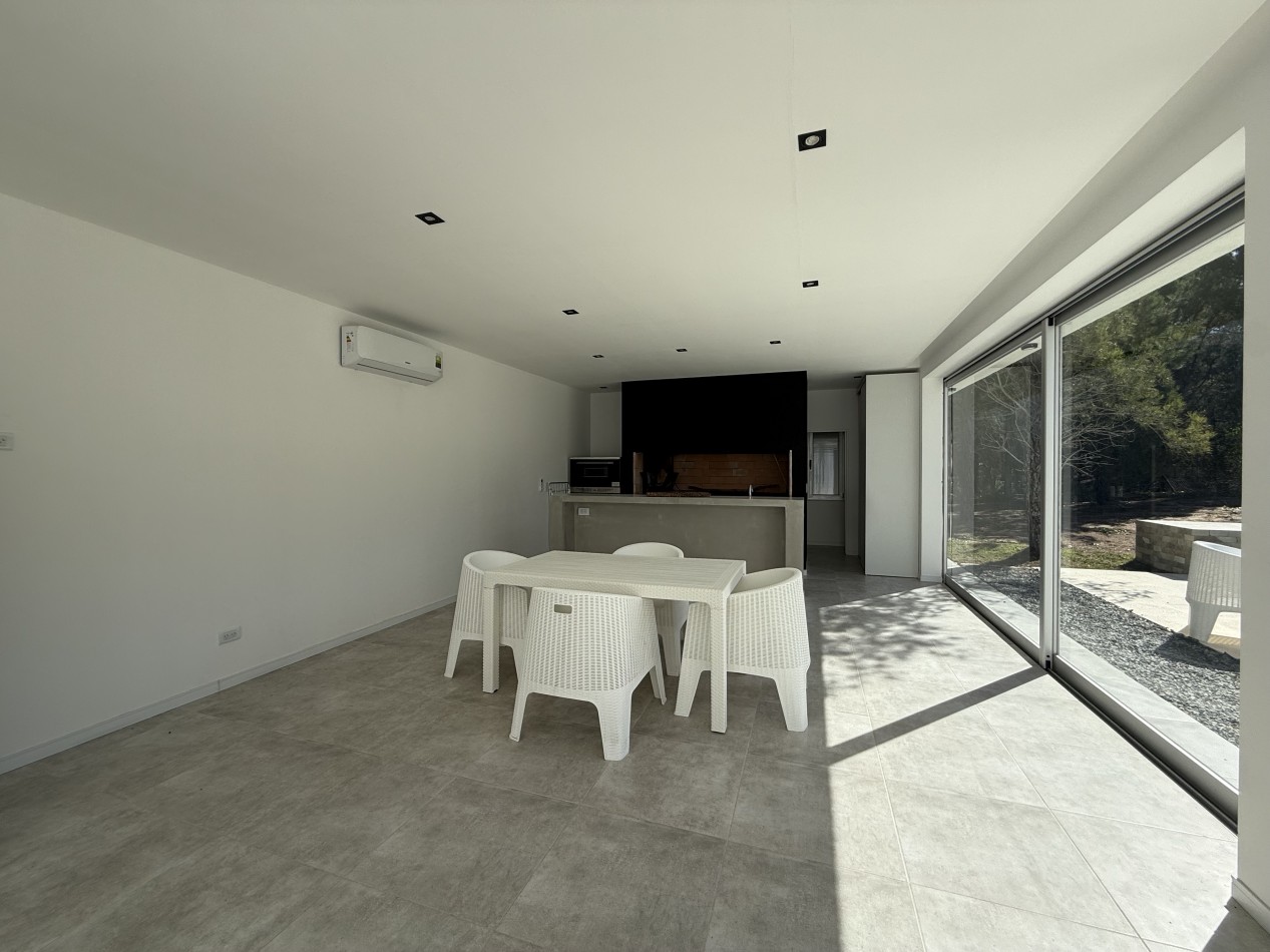 CASA 5 AMBIENTES - NORTHBEACH - EN VENTA 