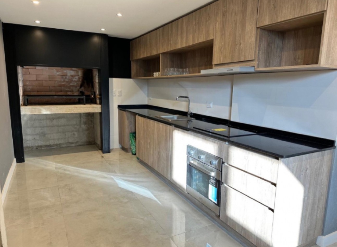 2 AMBIENTES - POSITIVE TOWER - EN VENTA - PINAMAR HOLLYWOOD