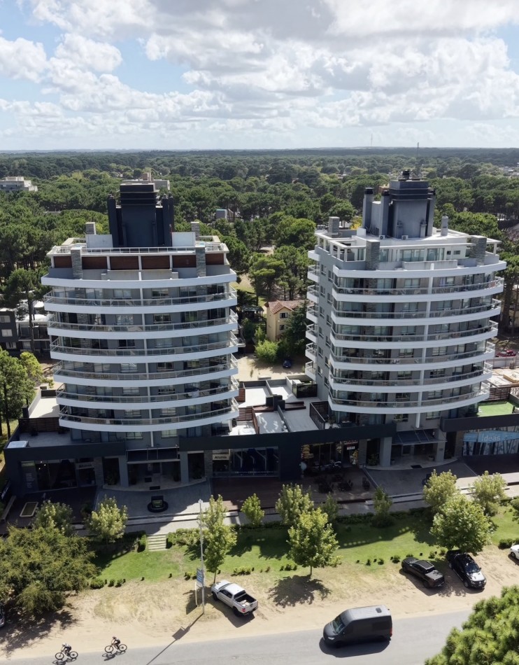 POSITIVE TOWER II - DEPARTAMENTO 2 AMBIENTES CON DOBLE COCHERA 