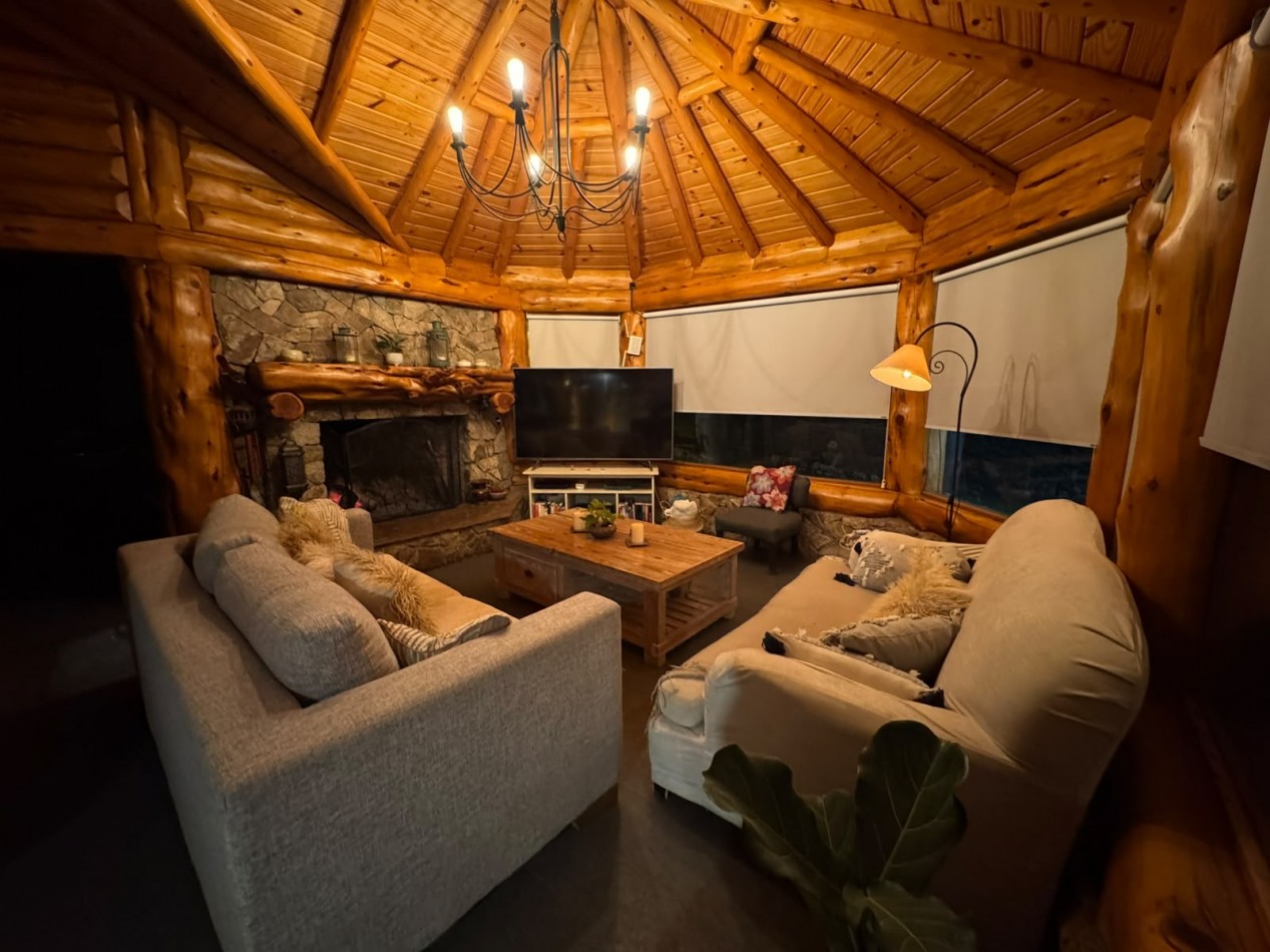 ESPECTACULAR CASA EN BARILOCHE 