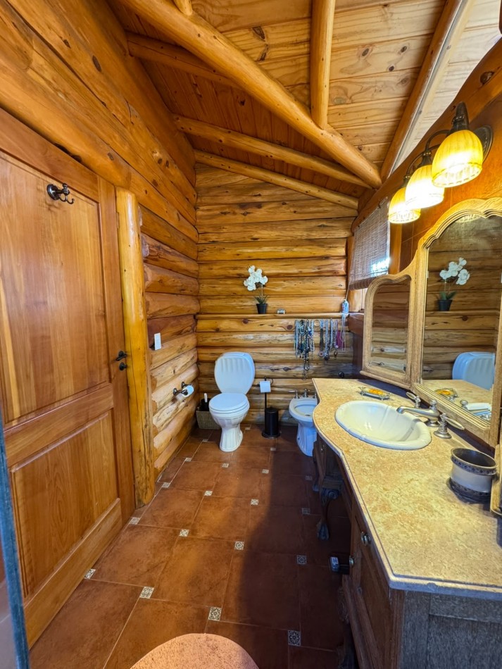 ESPECTACULAR CASA EN BARILOCHE 