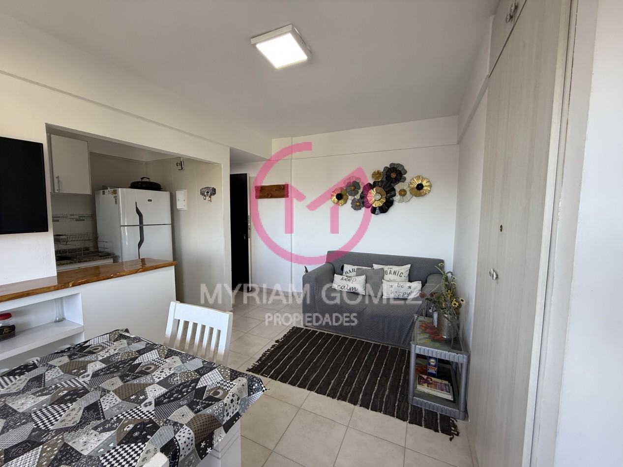 Departamento 2 Ambientes en Barrio Centro - Edificio Tenerife Piso 8°B