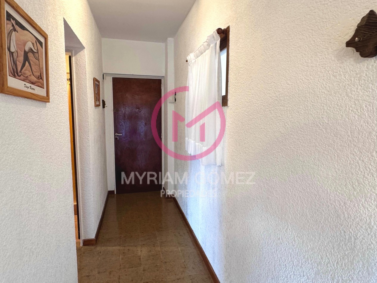 ALQUILER DE MARZO A NOVIEMBRE - Departamento 2 Ambientes - Frente al Mar