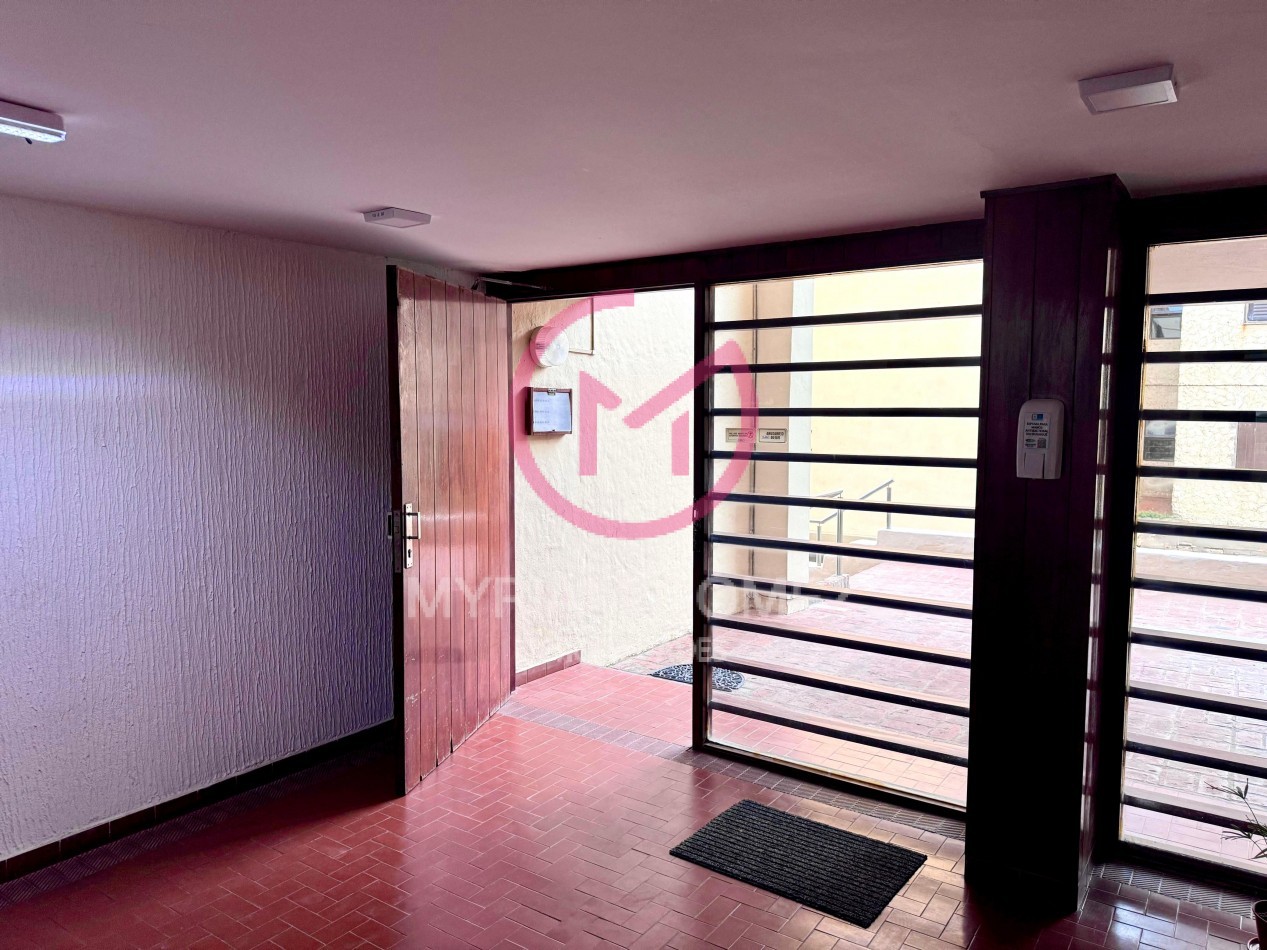 ALQUILER DE MARZO A NOVIEMBRE - Departamento 2 Ambientes - Frente al Mar