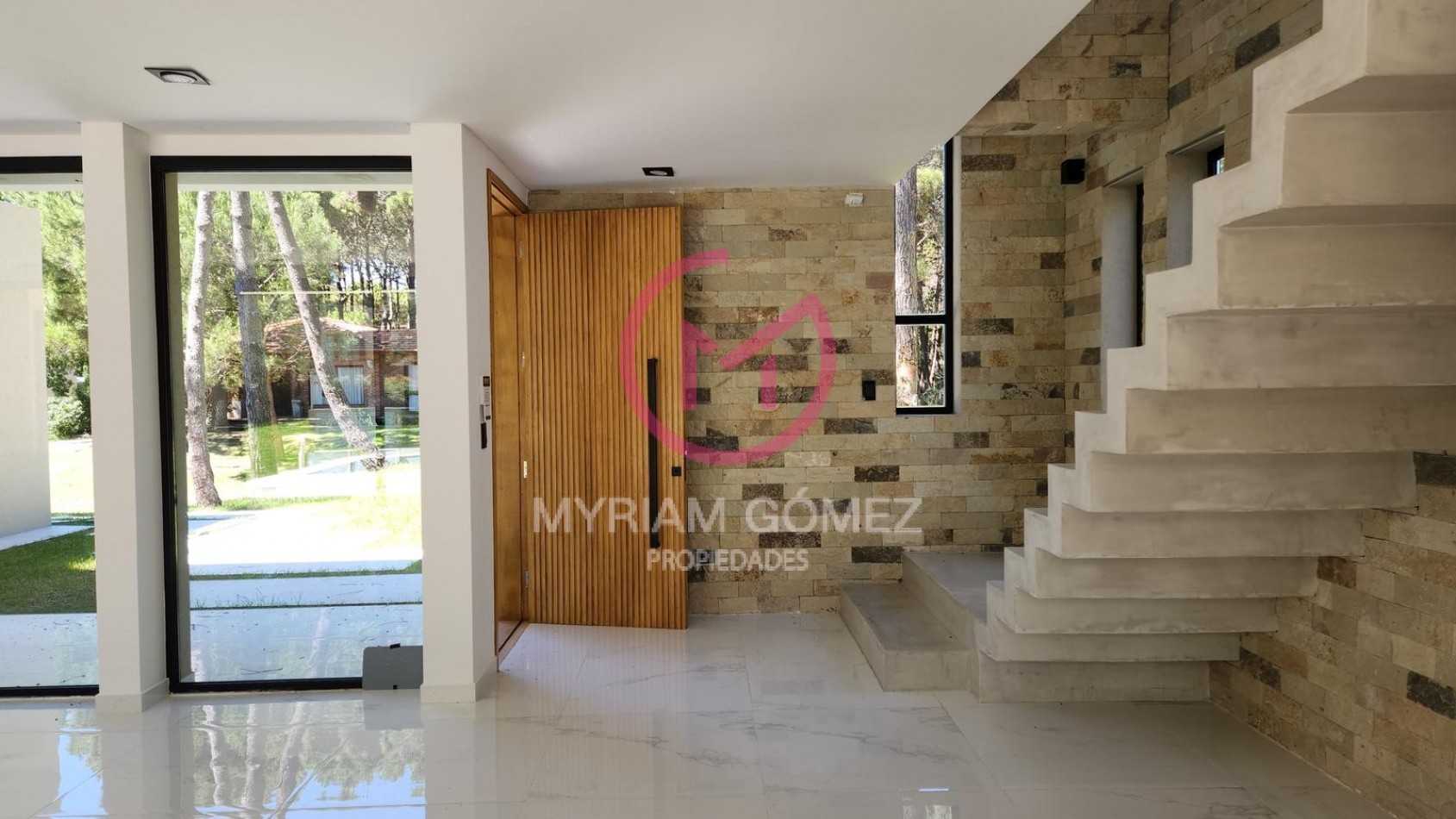 Casa a Estrenar en Venta en Pinamar Norte