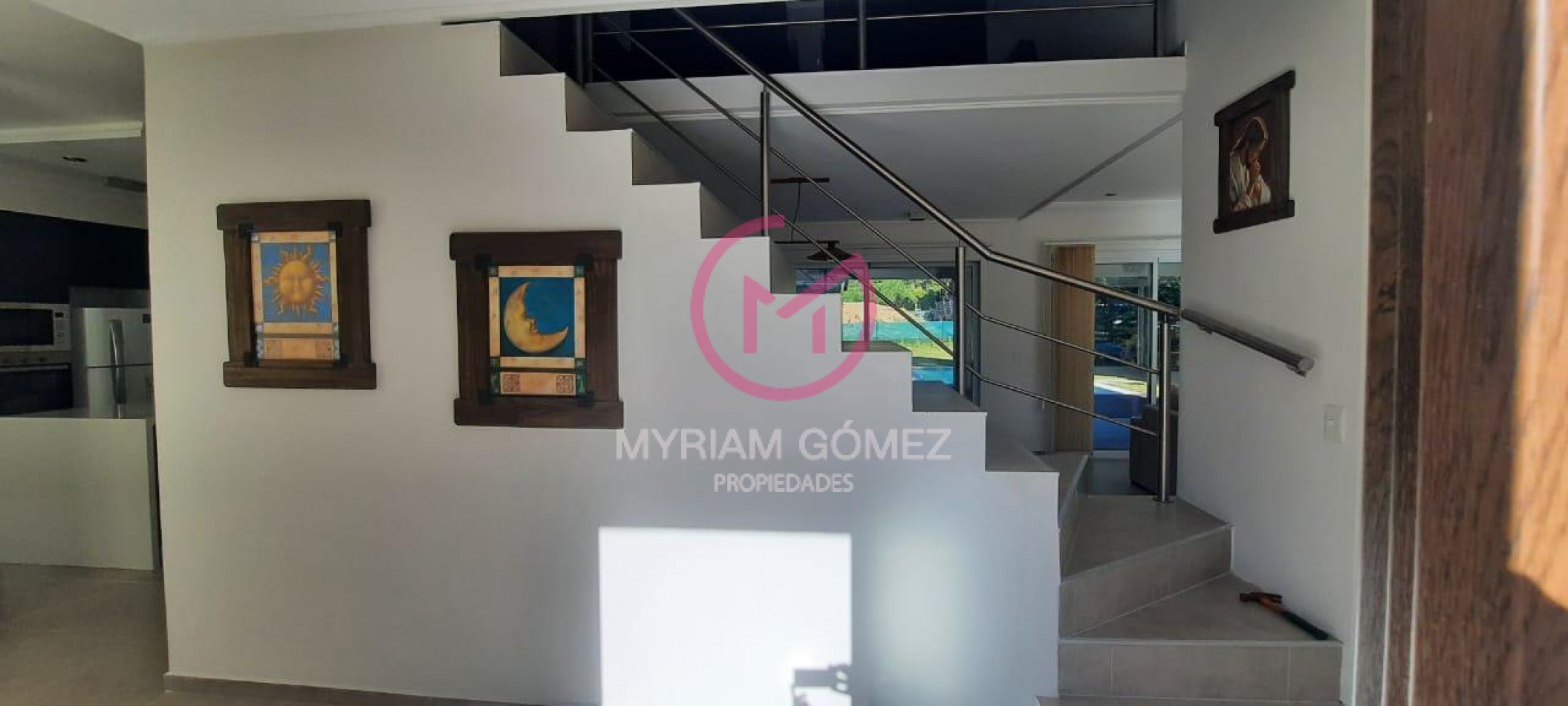 Casa a estrenar en Barrio Alamos II