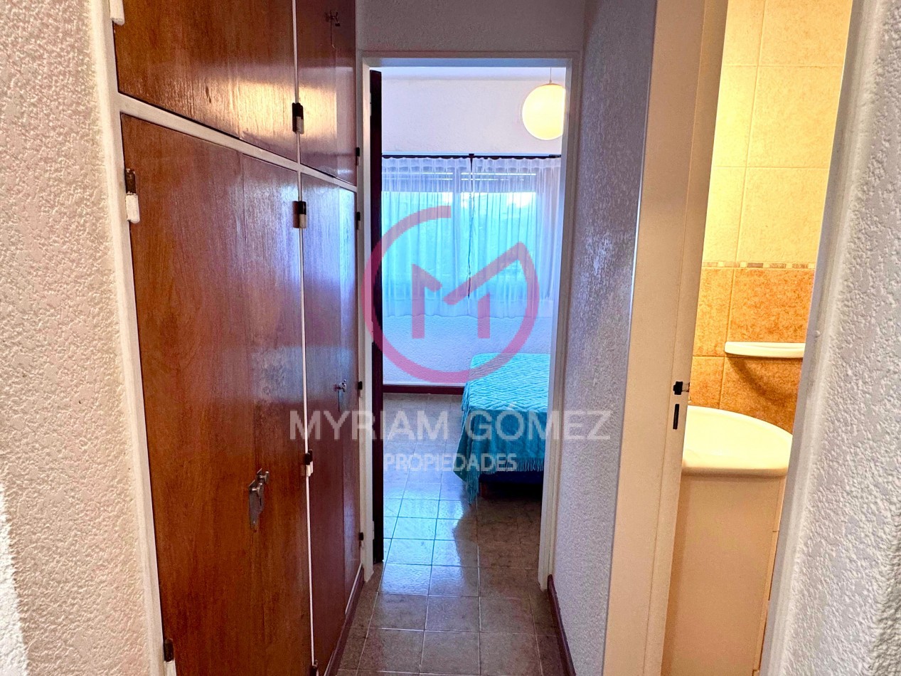ALQUILER DE MARZO A NOVIEMBRE - Departamento 2 Ambientes - Frente al Mar
