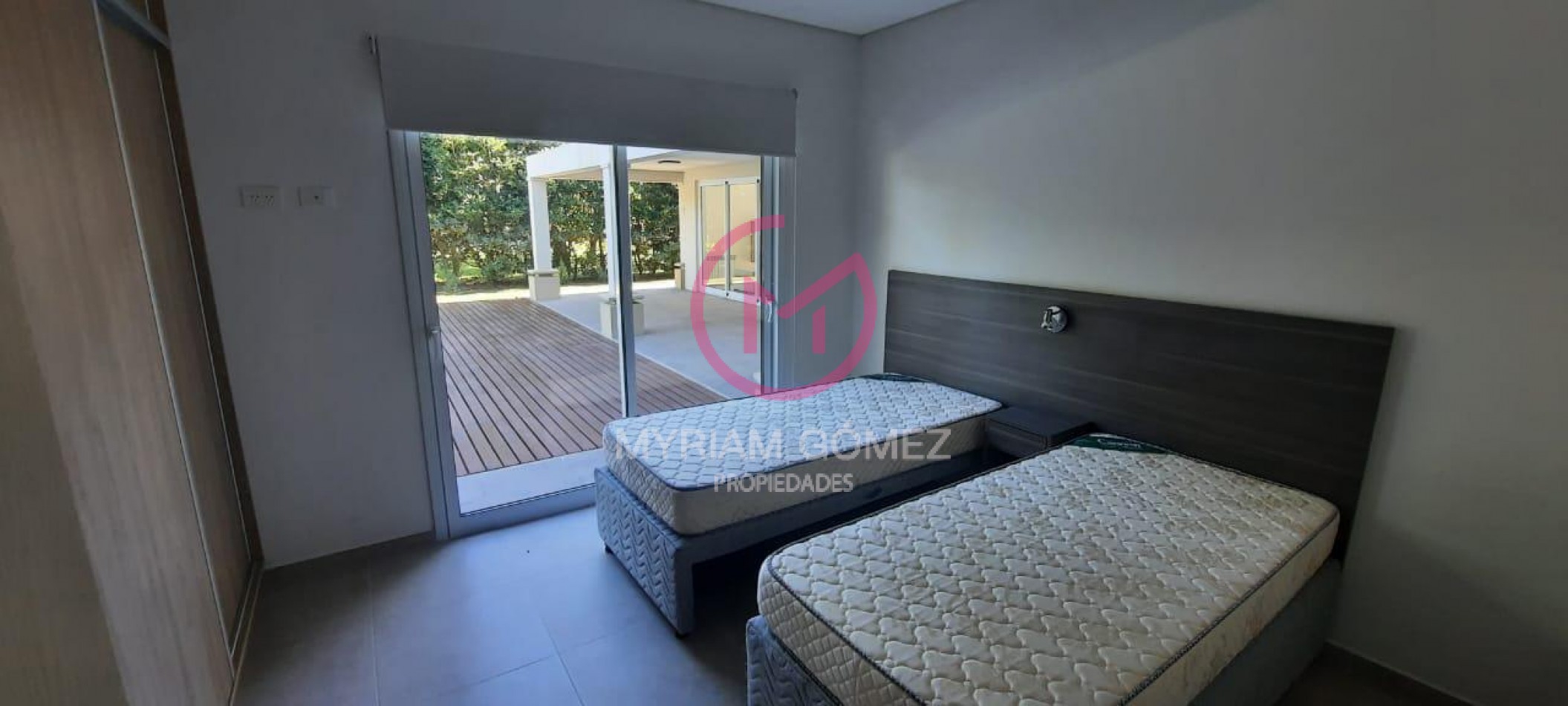 Casa a estrenar en Barrio Alamos II