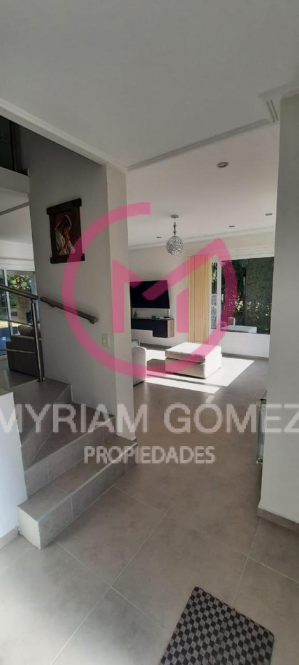 Casa a estrenar en Barrio Alamos II
