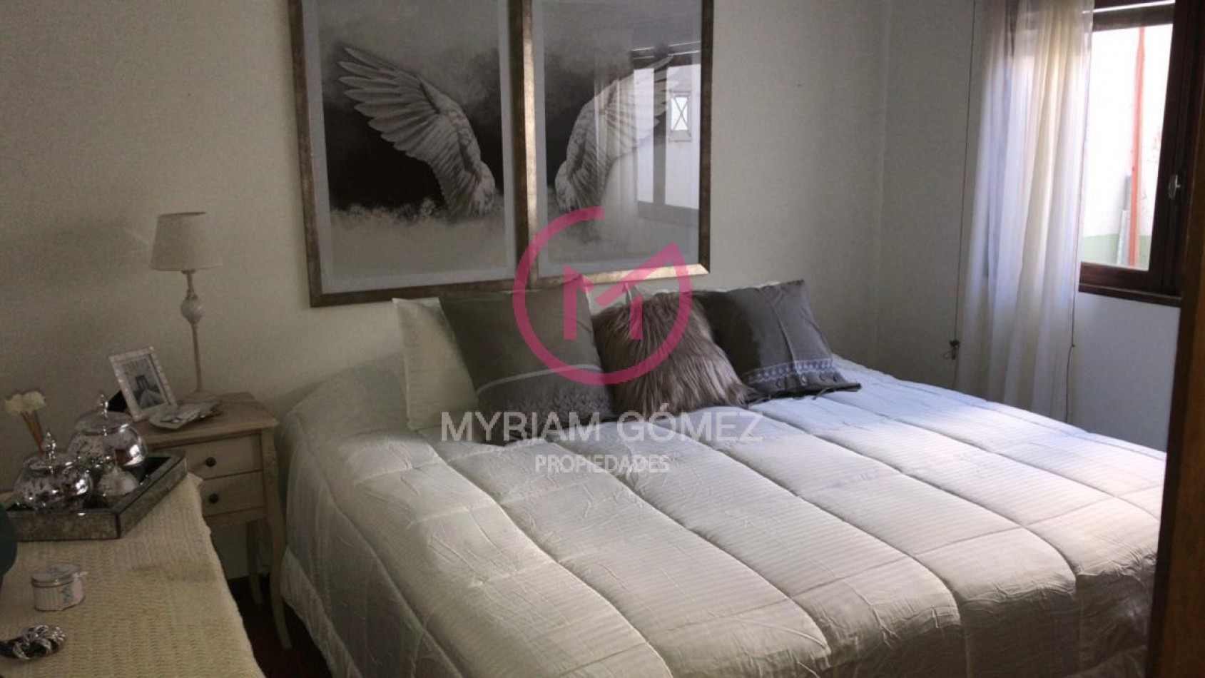 Casa en venta con local independiente - Orense