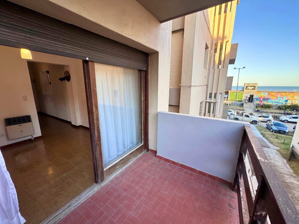 DEPARTAMENTO  2 AMBIENTES FRENTE AL MAR - ALQUILER ANUAL - PINAMAR