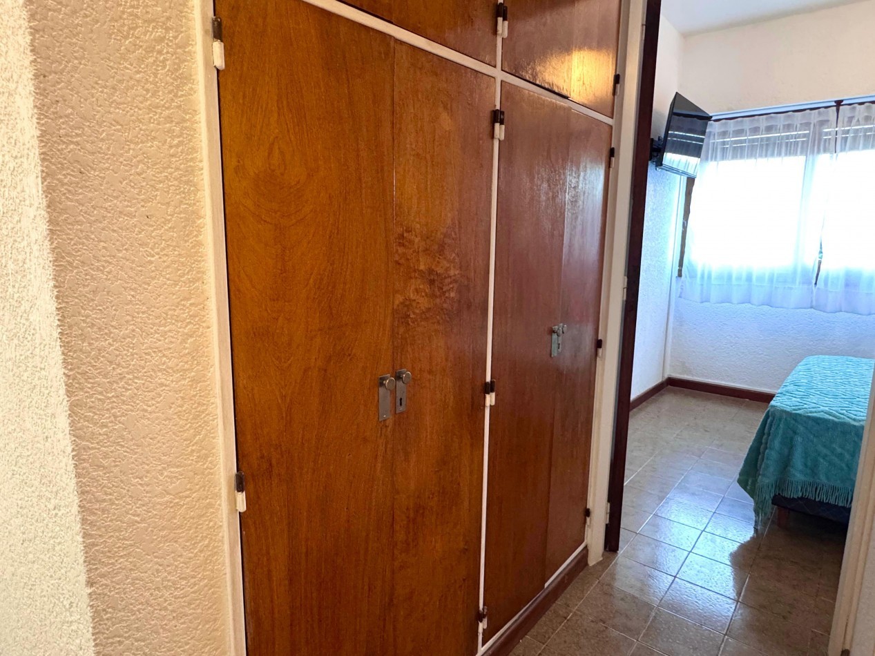 DEPARTAMENTO  2 AMBIENTES FRENTE AL MAR - ALQUILER ANUAL - PINAMAR