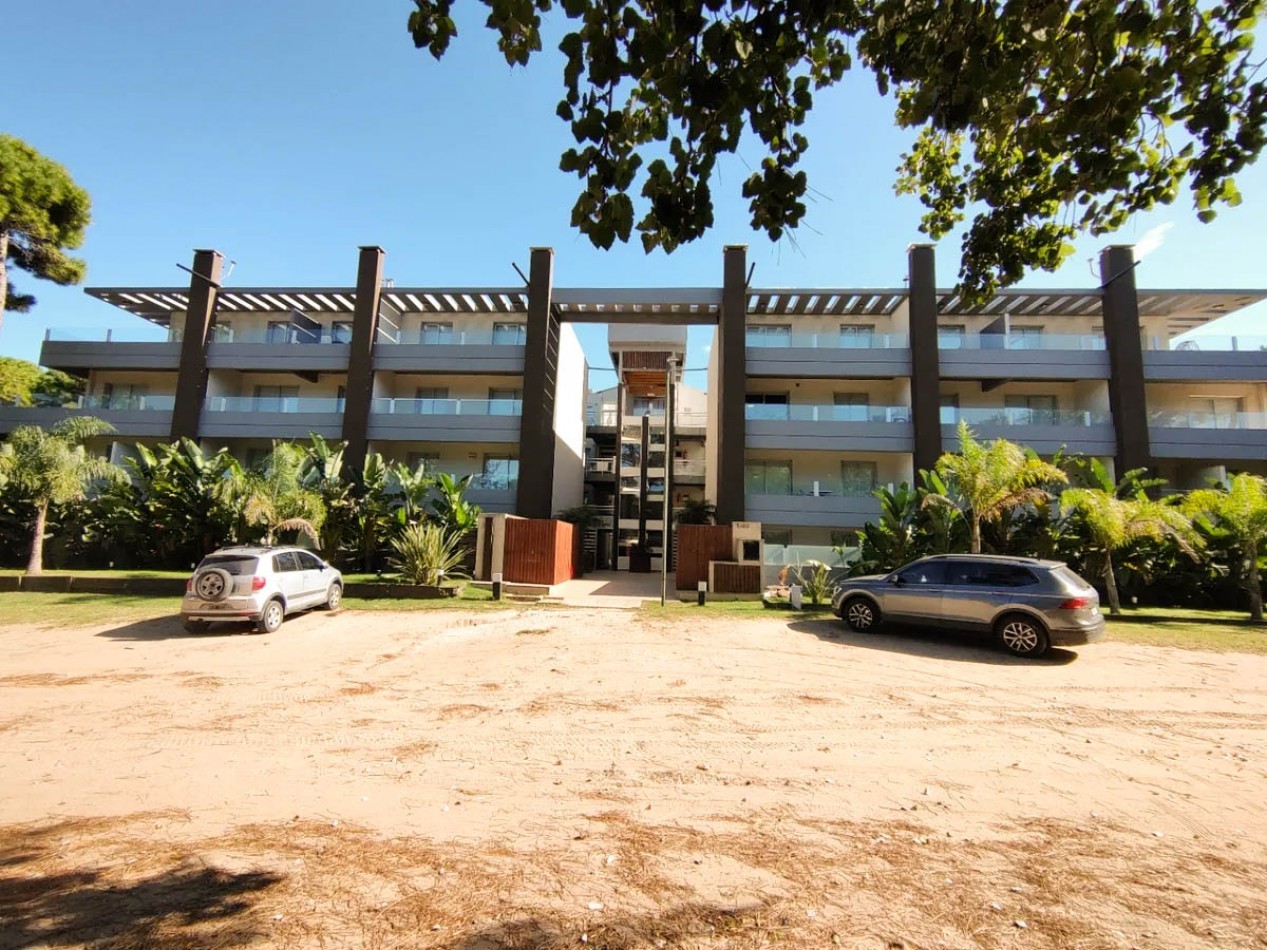 Departamento de 3 ambientes en Complejo Amarras