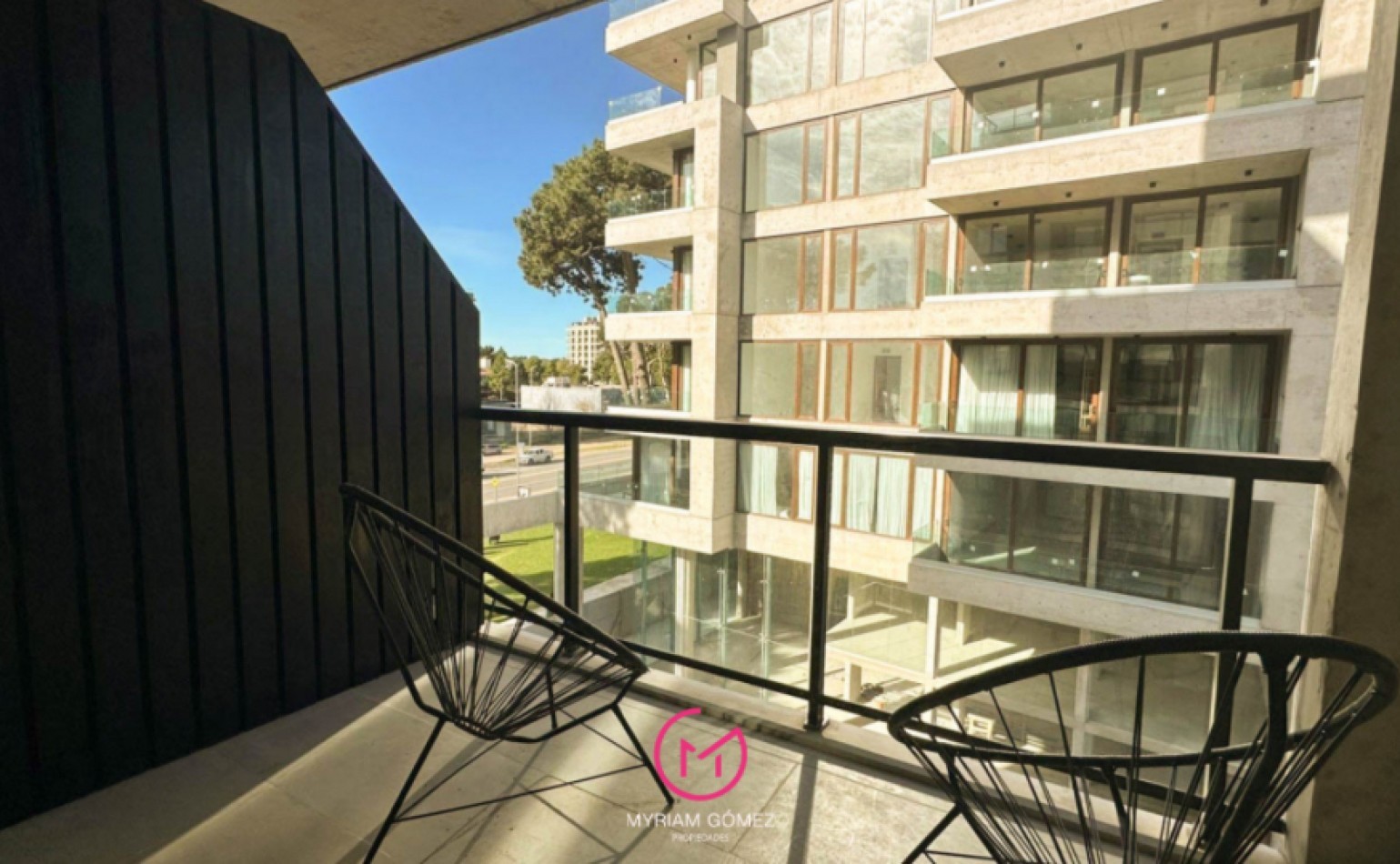 DEPARTAMENTO 2 AMBIENTES - ALQUILER DE VERANO - PINAMAR HOLLYWOOD