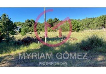 2 EXCELENTES LOTES UNIFICADOS - COSTA ESMERALDA 